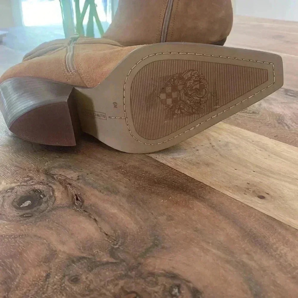 New Western Vince Camuto Boots size 6 - Picture 5 of 13